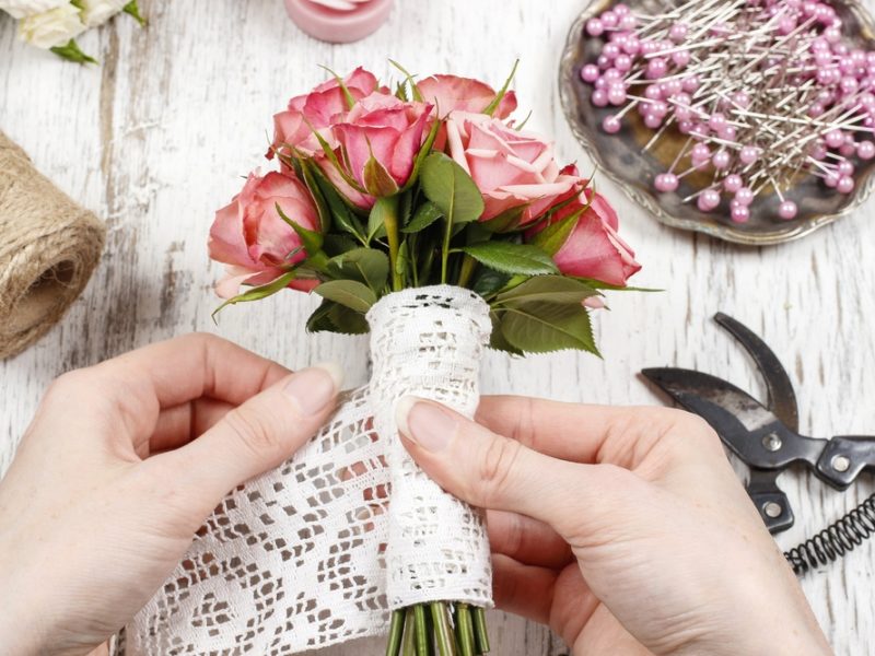 Create Your Own Flower Bouquet in 5 Easy Steps